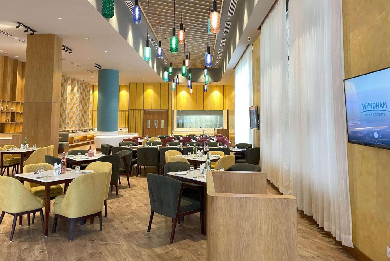 Ramada Encore By Wyndham Amritsar Airport Exterior photo