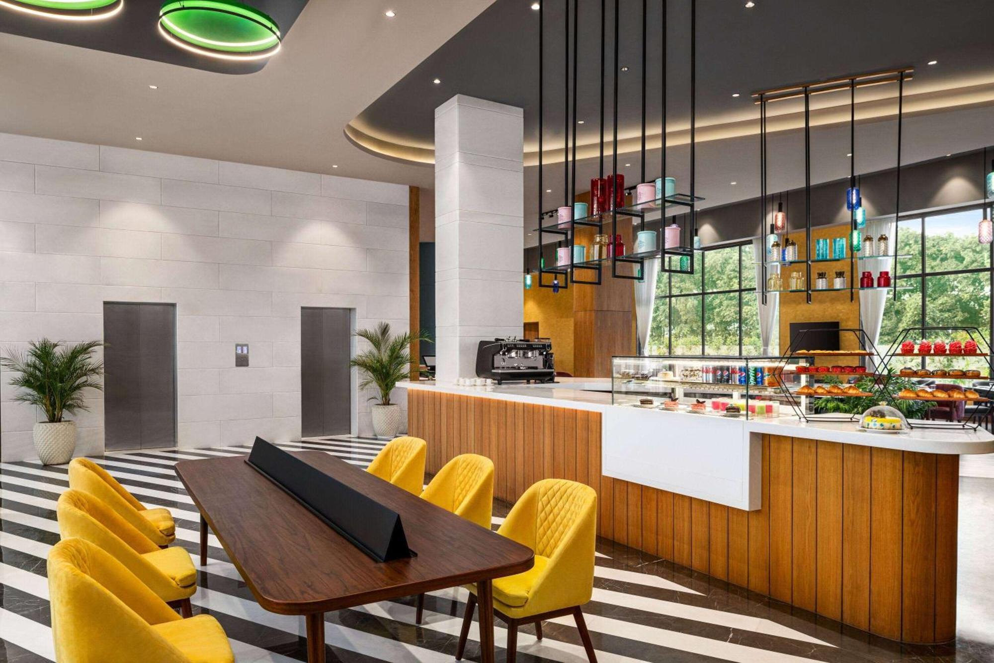 Ramada Encore By Wyndham Amritsar Airport Exterior photo